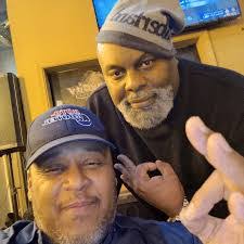 Darian Sims's Instagram, Twitter & Facebook