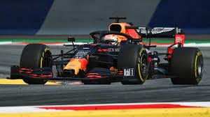 Voordat de punten op zondag verdeeld worden, is het zaterdag eerst tijd voor de kwalificatie. Verstappen Snel In Training Start Vooraan Als Kwalificatie In Het Water Valt Nos