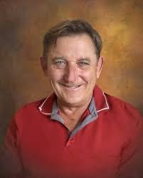 Beth Beckwith's Instagram, Twitter & Facebook