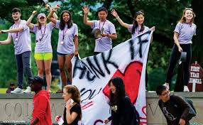 Free admission services without intermediaries. Top 10 Party Colleges Of 2020