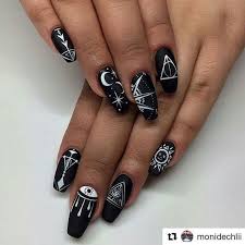 Maybe you would like to learn more about one of these? Las Unas Negras Son Tendencia Manicuravip Com Manicura De Unas Esmalte De Unas Negras Manicura