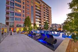 This apartment community was built in 2004 and has 7 stories with 233 units. Uptown Dallas 3 Bedroom Apartments For Rent Dallas Tx Apartments Com