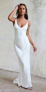 27 Silk Wedding Dresses For Elegant And Refined Bride Wedding Dresses Guide Slip Wedding Dress Wedding Dress Guide Wedding Dresses