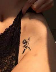 But for others, a small tattoo here and there does the trick. 57 Trendy Tattoo Hip Bone Tatoo Hip Tattoos Women Hip Tattoo Hip Tattoo Small