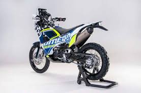 This Husqvarna 701 Rally Kit Rocks Drivemag Riders In 2020 Rally Racing Adventure Bike Rally