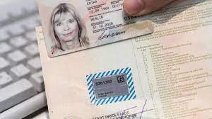 Ab wann droht ein bußgeld? Online Ausweis Das Bringt Die Eid Funktion Des Personalausweis Welt