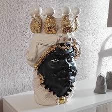 Ceramic Head Statue Testa Di Moro Ceramica Caltagirone Oro Cm 48 Sculptures Home Decor Bust Head In 2020 Christmas Ornaments Holiday Decor Decor