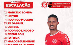 Patrick (internacional) sofre uma falta na lateral esquerda. Internacional Divulga Escalacao Para Encarar O Flamengo Flamengo Coluna Do Fla