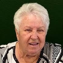 Loretta Confer's Instagram, Twitter & Facebook