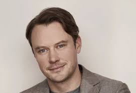 Michael Dorman Signs With Verve (EXCLUSIVE)