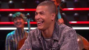 Hoewel hij nog op de toneelschool zit heeft bilal wahib al vele rollen achter de kiezen. Bilal Wahib Debuteert Als Tafelheer Youtube