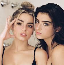 Sienna Booth (siennabooth48)