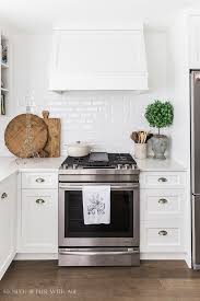 Medium tone paint colors bond well with the color tone of pickled cabinets. Simply White By Benjamin Moore The Best White Paint Color So Much Better With Age