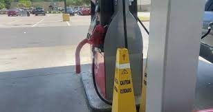 The worst shortages were in north carolina, where 9.7% of all stations were without fuel, according to gas buddy tracker. Vpduuzn1aceqm
