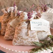 Searching For Wedding Souvenirs For Your Guests David S Bridal Has Unique Ideas For Wedding Guest Gifts From Edibl Diy Wedding Favors Diy Wedding Favors Cheap