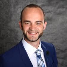 I am proud to have successfully finished my studies as „Master Coach & Life  Coach“ at the Académie Européenne de Coaching!