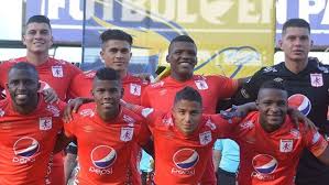 El escudo de cali, junto con la bandera y el himno, tiene el reconocimiento de símbolo oficial del municipio de santiago de cali según el decreto no. Carlos Sierra Cambia Diablo Al Escudo America De Cali