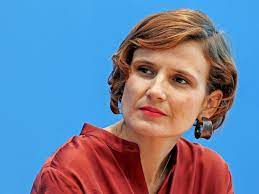 Immer wieder ein beliebtes thema ist wagenknechts. Katja Kipping Sahra Wagenknecht Wird Immer Eine Wichtige Rolle Spielen