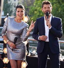 L'animatrice se confie sur ses nouveaux projets inattendus karine ferri sera bien de retour à la rentrée sur tf1. Dress Has Sequins Silver Karine Ferri On The Account Instagram Of Karineferri Spotern