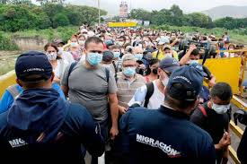 Encuentre las principales noticias acerca de cali, medellin, bogotá en colombia. Colombia Dice Que Venezuela Restringira Paso De Retornados Por La Frontera El Universal Cartagena