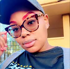 When does Spirit Halloween store open in Chicago?