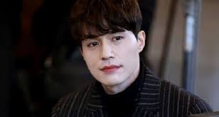 Lee dong wook is a south korean actor. Lee Dong Wook Biography Girlfriend Height Instagram Age Net Worth 2020 Movies Siblings Actor Bio Gossipy