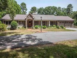 Greenville Home For Sale Brick Patios Garden Tub Craftsman Style Home