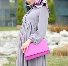 En Sik Tesettur Hamile Elbise Modelleri Moda Tesettur Giyim Moda Elbise Modelleri Elbise
