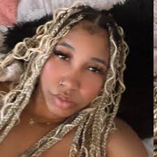 Jessie (@jessica.simone)