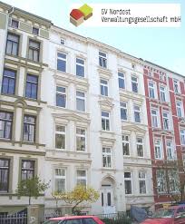 100qm gartenanteil in begrüntem innenhof, begehbar vom balkon, keller, einkaufsmöglichkeiten in direktem umfeld, öpnv, schulen, kindergärten, uni, är. 4 Zimmer Wohnung Zu Vermieten Borwinstr 11 18057 Rostock Kropeliner Tor Vorstadt Mapio Net