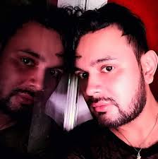 Daniel Falconi gana premio de dramaturgia