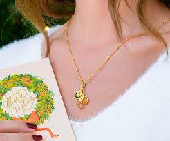We've carefully selected our top jewelry gift ideas for christmas 2021 to help you shop with ease and find that special something for every loved one on your list. Christmas Gift Ideas For Mom My Name Necklace