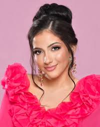 Congratulations to the new Mannington District Fair Royalty! 💚👑🐊  Ambassador: Krosbi Toothman Teen: Lyla Harbert Ms: Sarah Parrish Mrs:  Lyndsee Foster 2025 Mannington District Fair Queen: Coray Martinez