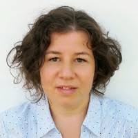 Benczédi lászló székelyudvarhelyi faragó, csonka ferenc vajdasági népi hegedűs, dienes nikolett kisgyőri gyapjúszövő, dobos krisztina felsőpakonyi bőrműves, farkas lászló és molnár anna táncos pár, a pécsi jasen trió (vélin veszna, radó júlia, popovics andrea) jófejű kinga győri csipkekészítő, 100 Liptak Profiles Linkedin