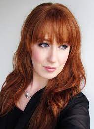Soft Version Of Cleopatra Bangs Redhead Bangs Fringe Fringe Hairstyles Hair Styles Layered Hair With Bangs