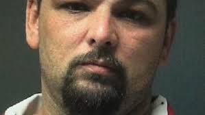 Manhunt for Alabama man over