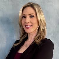 Jessica Binns's Instagram, Twitter & Facebook