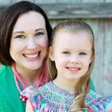 Julie Keel's Instagram, Twitter & Facebook