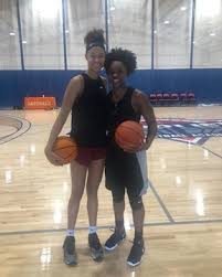 Chelsea and chi dungee didn't have a christmas tree or lights waiting for them in the morning. 21 5 Star Ua Commit Jersey Wolfenbarger Excels In Gym With College Stars Including Hogs Knwa Fox24