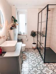 Von den armaturen über die keramik bis zu den accessoires bieten wir ihnen alls für die persönliche. Retro Badezimmer So Bringst Du Nostalgie Ins Bad