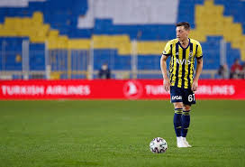 Mesut özil galatasaray derbisinde oynayacak mı? Mesut Ozil Den Derbi Sonrasi Paylasim Yolun Sonu Sampiyonluk Ntvspor Net