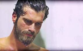 Encontrado En Bing Desde Www Pinterest Com Kivanc Tatlitug Kurt Seyit And Sura Turkish Actors