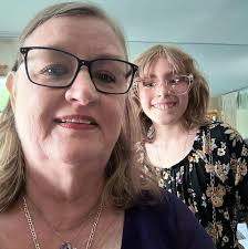 Do 150 internet minutes include phone usage?