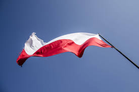 Dzień flagi państwowej rzeczypospolitej polskiej obchodzony jest w polsce 2 maja, a jego główną rolą jest popularyzowanie wiedzy o polskiej tożsamości i symbolach narodowych. 2 Maja Dzien Flagi Rzeczypospolitej Polskiej Gmina Marcinowice