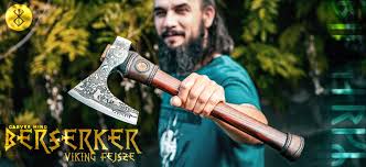 Berserker Viking Fejsze - Díszített, de használható, erőteljes szerszám