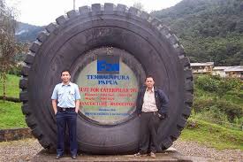 You also have to stay under each axles rated weight. This Is What A 42 500 Tire Looks Like The 59 80r63 Xdr