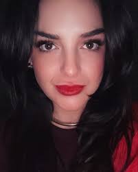 Sarah Boyle (@sarahboil) • Instagram photos and videos