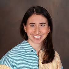 Lauren Pelland's Instagram, Twitter & Facebook