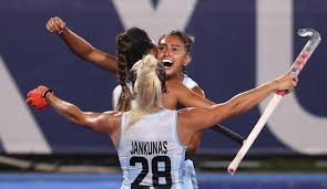 Jun 22, 2021 · el debut de las leonas está pautado para el domingo 25 de julio frente a nueva zelanda (00.15 hs de nuestro país) por el grupo b, en tanto que en la segunda fecha enfrentarán a españa (26/7, 7 hs). Nfketmds4uckem