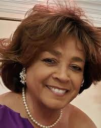 Roberta Terrell's Instagram, Twitter & Facebook